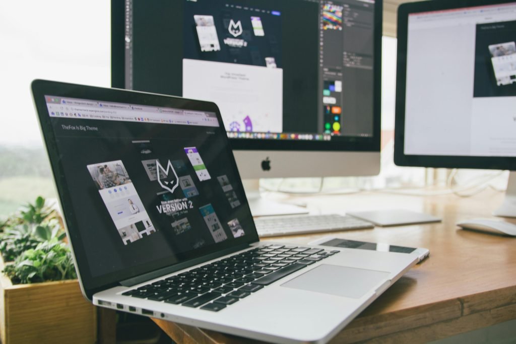 Corporate Website Custom Website example image